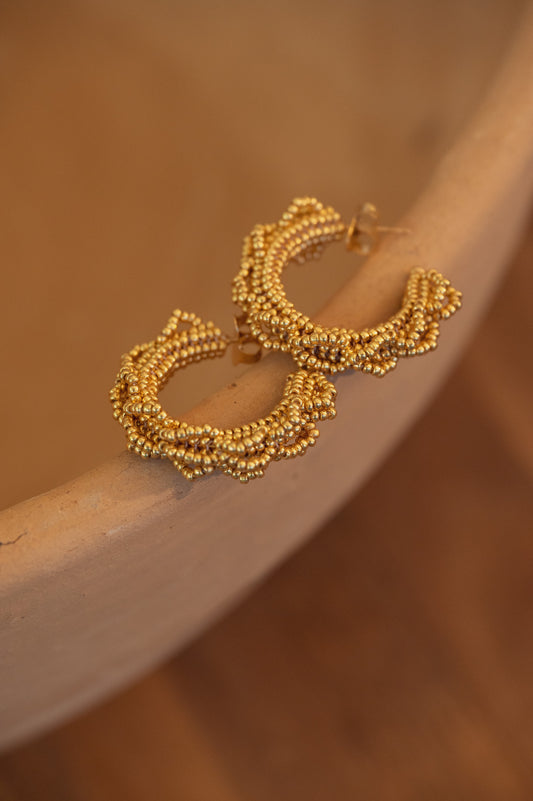 Aretes Candongas Terrenal Dorado Tamaño: Mediano